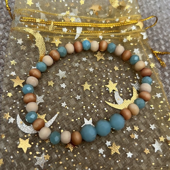 3 Boho Beacelets - Picture 3 of 7